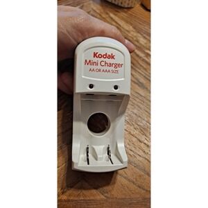Genuine OEM Kodak K630 Rechargeable Battery Mini Charger for AA and AAA